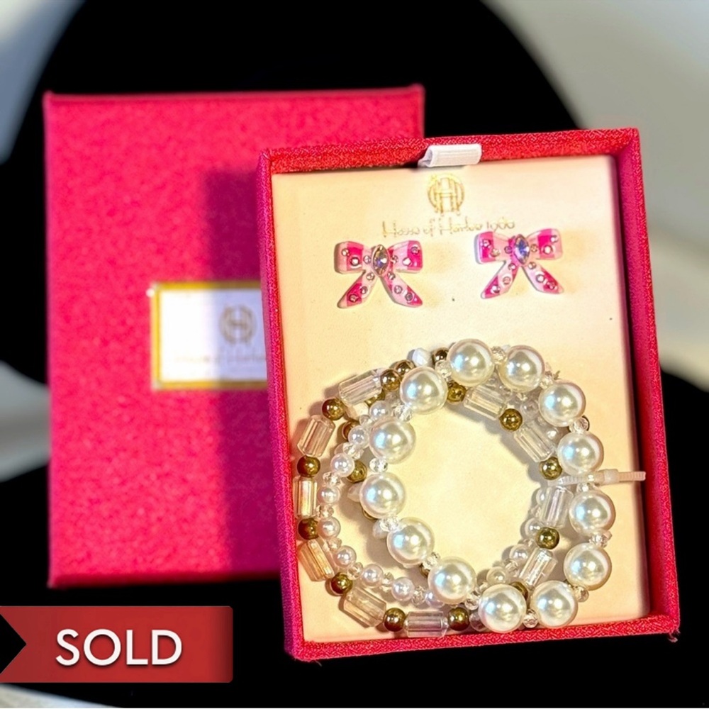 House of Harlow Pearl Bracelet & Pink Bow Earring Bundle - Picture 1 of 4